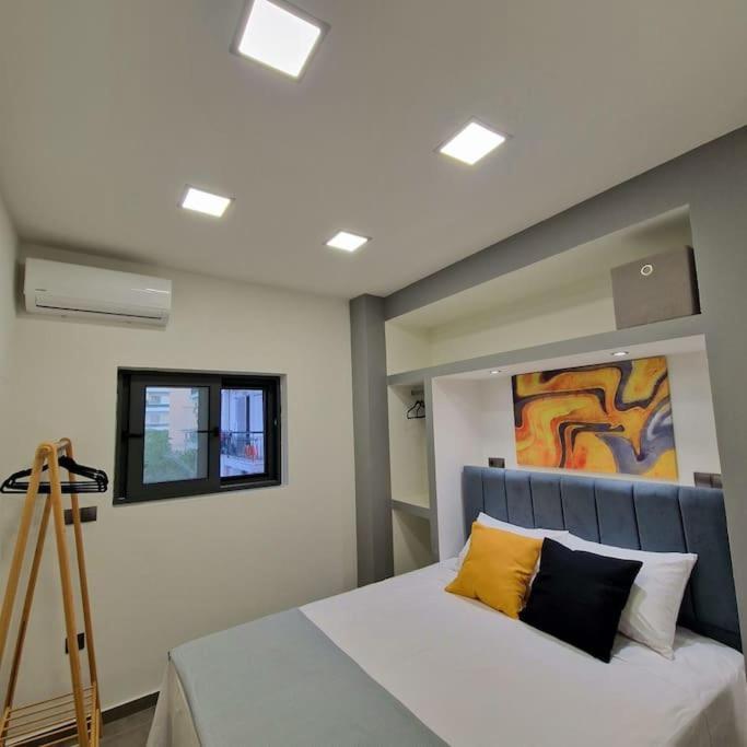 Faronita - Luxury Apt In The Heart Of Kalamata Exterior photo