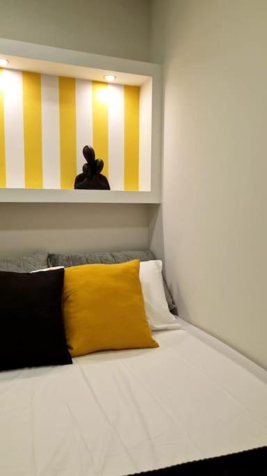 Faronita - Luxury Apt In The Heart Of Kalamata Exterior photo